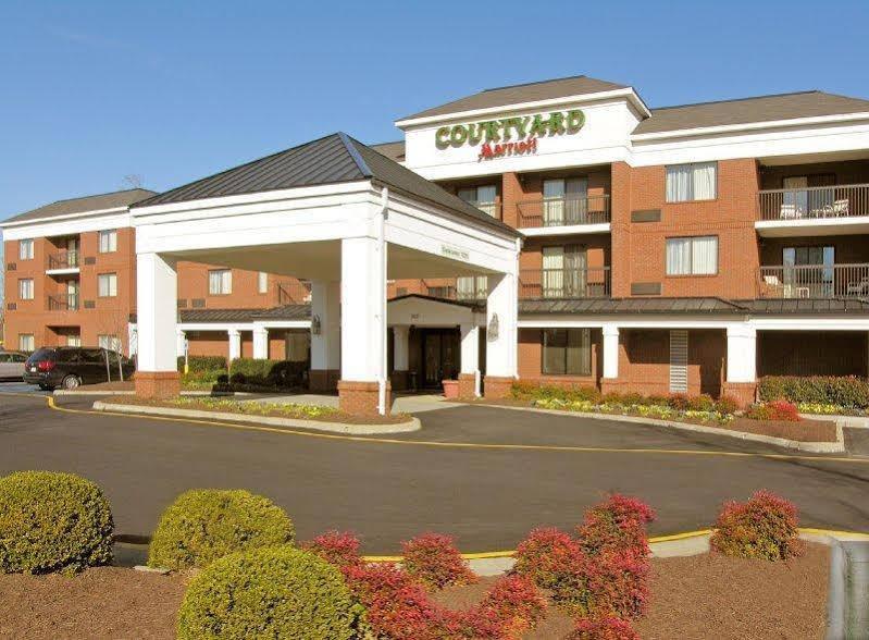 Courtyard Newport News Yorktown Hotel Buitenkant foto